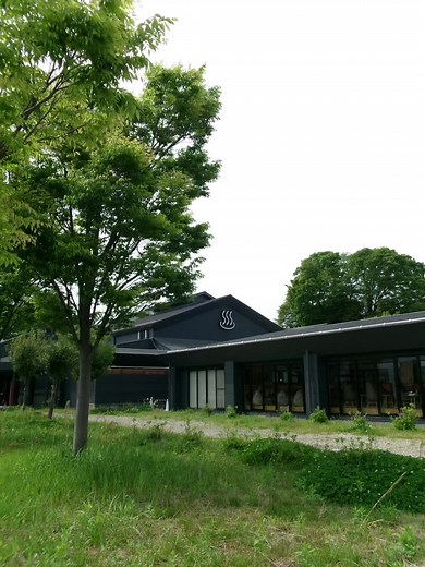 三重のいなべにある温泉施設「いなべ阿下喜ベース」の魅力的なカレーとサウナ体験