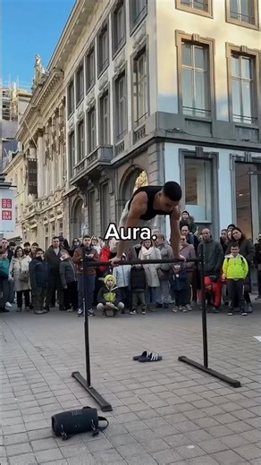 Calisthenics Aura ♾️#calisthenics #aura #reaction #shorts #freestyle