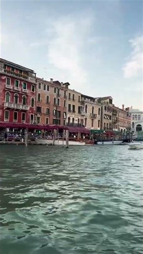 🇩🇪: Venedig Rialto-Brücke 🌉 | Mit dem Boot nähern 🚤 (Teil 2)