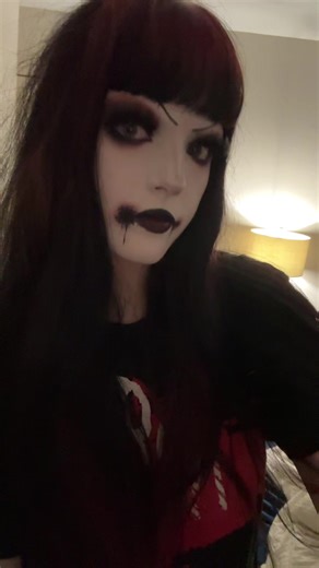 Industrial Goth Fashion Revives: A New Era