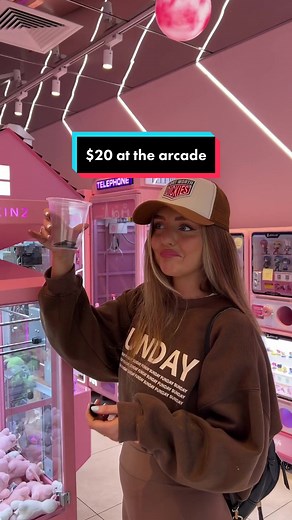 How much can I win with $20 at the arcade?! #testing #dailyvlog #arcade