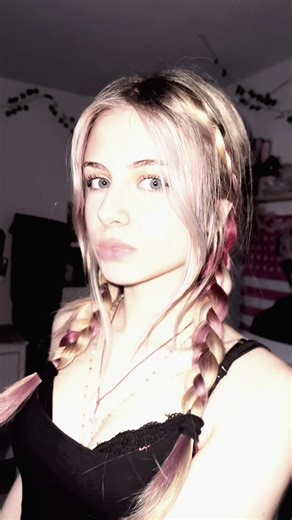 Exploring 2000s Trends: A Nostalgic Journey