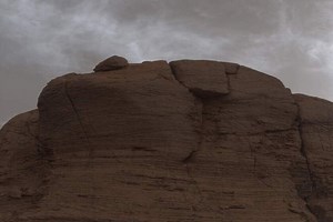 Curiosity captura las impresionantes nubes de Marte: grisáceas, brillantes y sorprendentemente parecidas a las nuestras