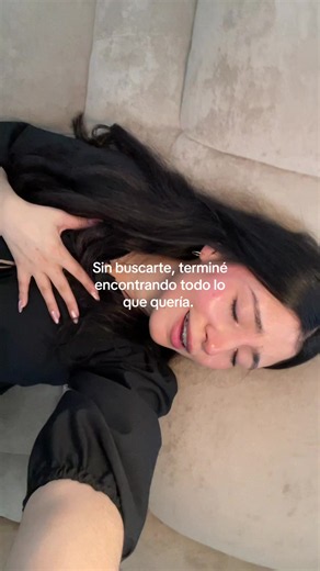 Sin Buscarte, Terminé Encontrando Todo lo que Quería | Frase de Amor