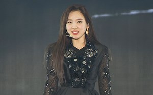 TWICE - Touchdown【4K】2019演唱会 TWICELIGHTS 首尔场