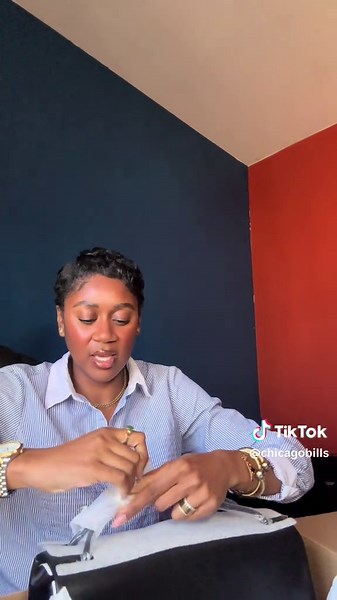 Unboxing the Marc Jacobs Dual Bag Experience