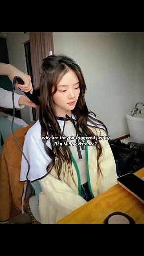 fyi, Ren Min's discography isn't really for publicity until tlp happened. Her studio is lowkey promoting her until she got offers from s dramas. If you really know her, you'll know what I mean. Most of her dramas are not for publicity. In fact, the only drama of her which are made to publicity is tlp. Her works align in urban, and slice of life dramas. She debuted in Cry Me a Sad River, a low budgetted movie which turned to be successful after it's release. She was also not the main female lead