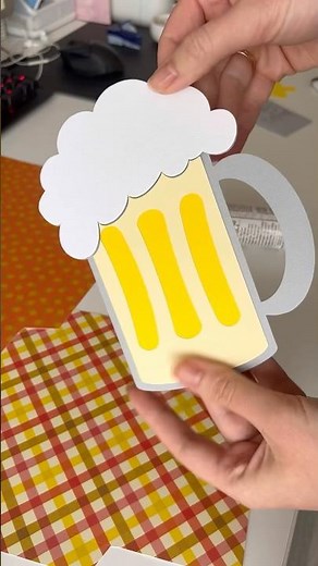 Make a Funny Beer-Themed Gift Card Holder with Cricut 🍺
