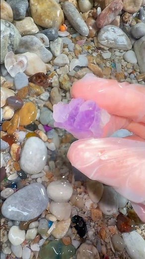 Sea Agate and Sea Crystal: Finding Hidden Treasures on the Shore and rare pearl