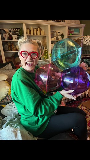 DIY Giant lollipops!! Super easy & affordable! Materials: Dollar Tree...