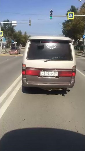 Двойная сплошная