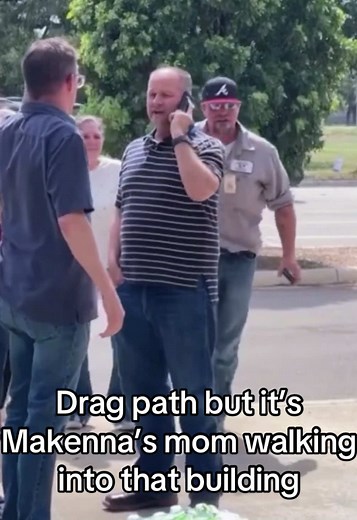 Omg this actually breaks my heart.. she went into that building to look for her daughter just for her to never comeback out.. 💔💔 #dragpath #uvaldestrong #fypシ @🦋 @kenna strong ❤️ @Uvalde_angles🕊️🌺🌷🥀 @Tess star ⭐️ @Angelic_Tess_Nevaeh💜🩷 @forangelsintheskyy @:) NEVAEH STRONG(: @;)ELIAHNA STRONG ;) @༻꫞꯭ кєηηα ωєηηα ꫞꯭༺ @#@TESS AND MAKENNAS LEGACY @#21.angels🕊️ @21𝓪𝓷𝓰𝓮𝓵𝓼𝓯𝓸𝓻𝓮𝓿𝓮𝓻 @#𝙈𝙖𝙞𝙩𝙚𝙨𝙩𝙧𝙤𝙣𝙜💚 @⋆. 𐙚˚࿔ makenna 𝜗𝜚˚⋆ @⋆.˚🦋༘⋆makenna⋆.˚🦋༘⋆ @💤oey #makennaleeelrod