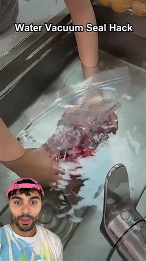Real or cap? Water Vacuum Seal Hack 🫱🏼‍🫲🏽 #yzfamily #yzkauf | Vacuum Seal Hacks