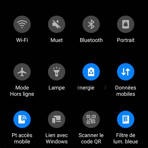 Js folle ? 😁 il est 0h00 du math js tjr pas au lit 😝🤭