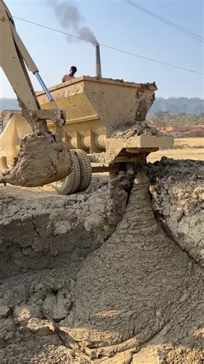 🔥🚜 JCB Tractor Trolley Loading Video 🤯 | Powerful Excavator Work 💪 #shorts #youtubeshorts