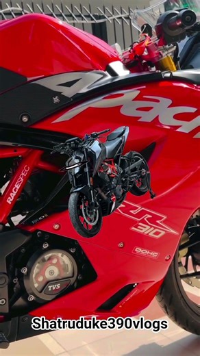 Duke 390 vs RR310 #ktmracing #ktm #ktmlover #shorts