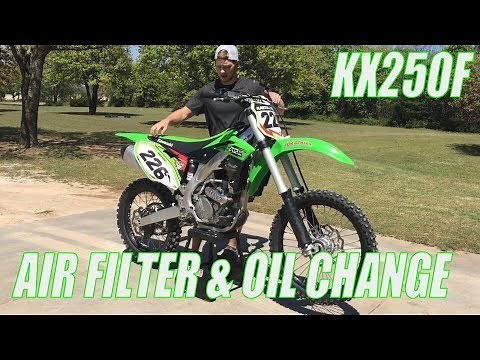 MAINTENANCE ON THE KX250F