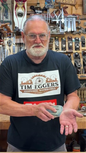 What sound does sandpaper make? #shorts #carpentry #woodworking #woodwork #tools