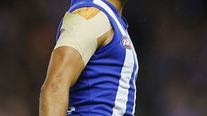 Injury wrap: Problems grow for Crows and Dees