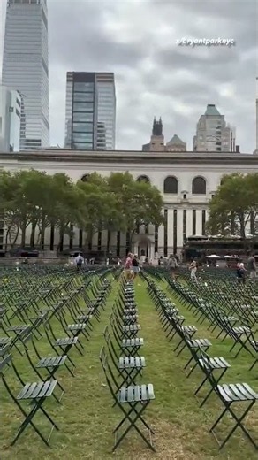 2,753 Empty Chairs Set to Remember the Number of Lives Lost on 9/11