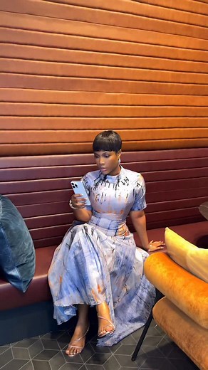 Sitting Pretty. This A-line dress is crafted from a silk-like tie-dye fabric that flows beautifully with every step. The hand-beaded neckline adds a quiet touch of luxury, while the structured bodice and soft flare make it effortless for both daytime and evening wear. Price: GHS 1,060 / $106 Length: 53-55 inches Processing period: 3 business days (made upon order) Sizes: 8-18 (sizes 20 and above attract an extra cost) Please refer to our size chart or send your accurate measurements. If you’d li