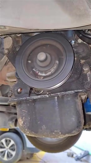 Cómo funciona la válvula PCV en automóviles
