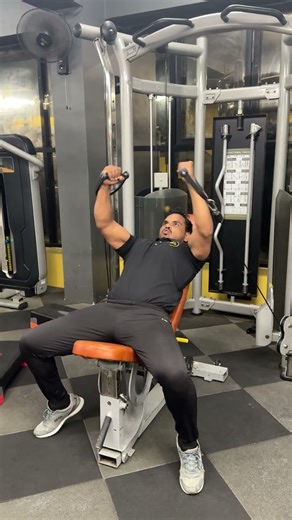 chest workout #motivation #fitneess #gymlover #gymmotivation #gymlife #gymworkout