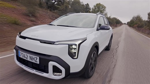 2026 Kia Stonic driving video