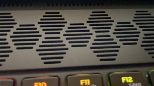 外星人Alienware M15R7性能全开风扇噪音体验