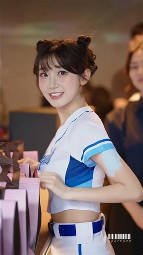 이주은, 예쁜 선물 너무 고마워! #leejueun #cheerleader #이주은 #선물감사해요 #고마워요 #감동순간 #선물언박싱 #감사영상 #쇼츠 #고마운사람