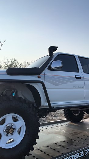 Off-Road Vehicle Showcase: Rugged 4x4 Expedition