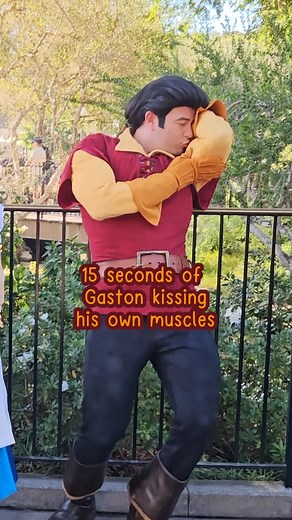 Gaston: สุดหล่อใน Disneyland และจุดเด่นไม่เหมือนใคร