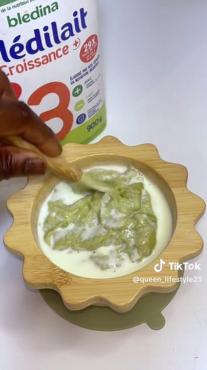 Avocado Banana Egg Yolk Mash for Baby Nutrition