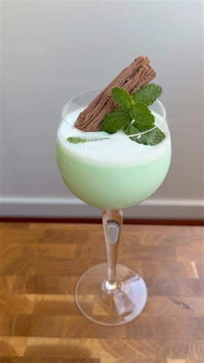 🍸A - Z COCKTAILS: G for Grasshopper.