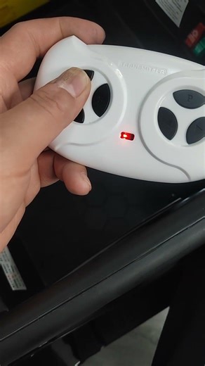 TY327440 Remote control pairing