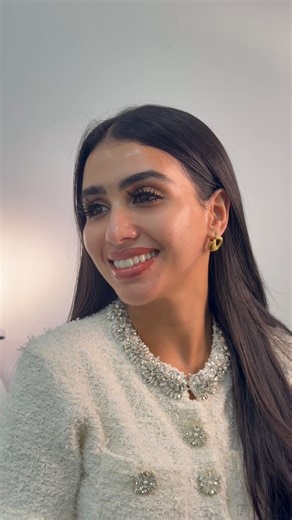 LA RIMAR CLINIC on Instagram‎: "لما تكون خطة علاج مدروسة، و اختيار الإبر المناسبة لنوع البشرة،. البشرة تعطي أفضل نسخة منها ✨ This glow isn’t by chance ✨ It’s a customized treatment plan, the right injections for the skin, and commitment to proper home care. Because when doctor and patient are aligned, the skin speaks for itself💕 @rrs_uae @larimar.clinic 📍Century Plaza, Jumeirah 1 ☎️0505556536 #larimartouch #NaturalTouch #LarimarClinic #ElegantContours #BeautyEnhanced#dubai #دبي #beauty #skinca