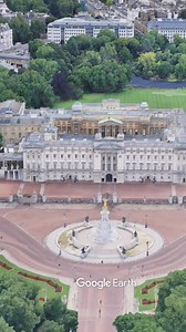 London is a global capital where history and modern life collide. Royal landmarks like Buckingham Palace and Big Ben stand alongside cutting-edge architecture, creative neighborhoods, and world-class museums. From the River Thames to bustling markets and West End theaters, the city blends tradition, culture, and innovation with nonstop energy. #london #architecture #reels #foryou #england #uk | nodroneexplorer