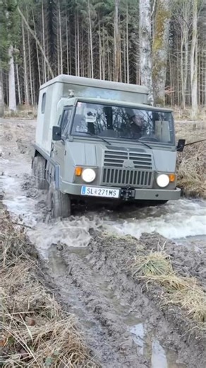 Ist das der beste Offroad-Camper der Welt?🪖 *PINZGAUER 6x6*