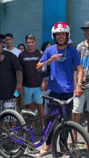 Does anyone know this guy? 😈🇧🇷💥 #shorts #1000degrees #bicycle #244
