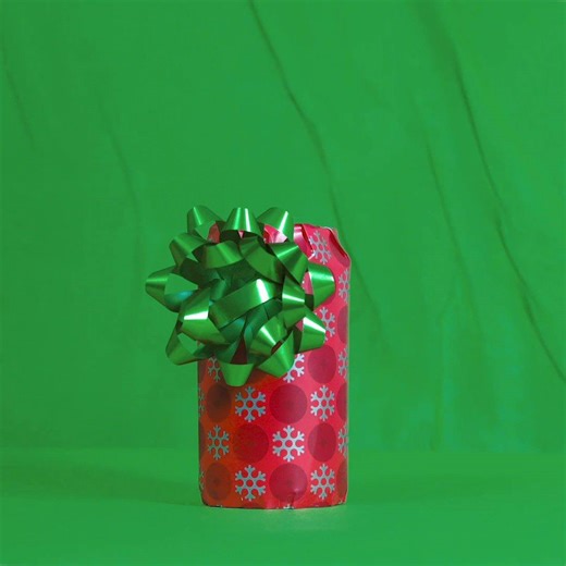 Introducing Sprite Winter Spiced Cranberry! Your favorite holiday drink just got a little spicier. | Sprite