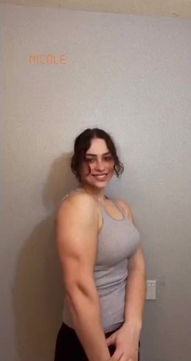 Empowering Girls: Biceps Workout With Princess Phxntomlxft