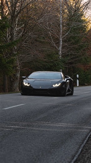 Novitec Lamborghini Huracan Tecnica This Huracán Tecnica is equipped with our NOVITEC power-optimized exhaust system, carbon tailpipes, sport springs and forged wheels — the perfect setup for a run through the forest. … #novitec #lamborghini #huracan #v10 #exhaust