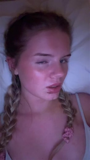 izzi (@izzi0423)’s videos with original sound - DAT BOI