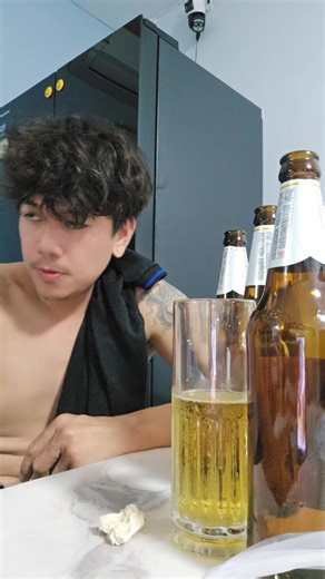 วิดีโอของ สุดเขต ประเทศไทย (@ket_1988) พร้อมเพลง เสียงต้นฉบับ - พี่โก สายฮา