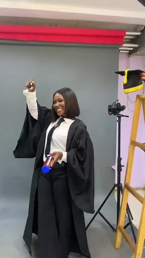 Confused Scene Director Creates Viral Video | Studio Pictures