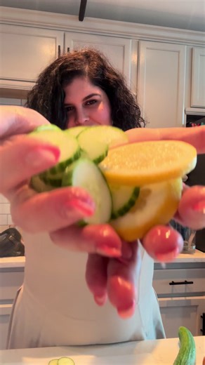 Ovulation is her glow phase. ✨ Radiant. Magnetic. Overflowing with life force. Today’s meal prep is part of how I honor my cycle. Juicy fruits like grapes & watermelon to hydrate and cool. Chia seeds for fiber hormone balance. Healthy fats and clean protein to support energy, mood, and fertility. Cycle syncing isn’t a trend—it’s a return. A return to trusting your body’s rhythms. A return to soft power, nourishment, and sacred self-respect. When I eat in alignment with my cycle, I feel more ener