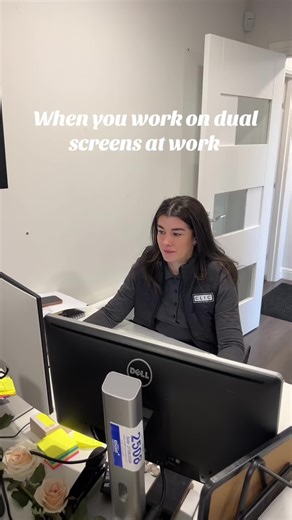 Dual screen problems 🤯😂 #smallbusiness