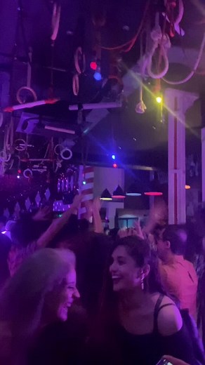 Trapezebar_club on TikTok