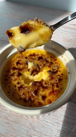 Nina Phillips | Crème brûlée 🍮✨ The best part of crème brûlée is that satisfying crack of the crunchy top, revealing the cool, silky custard underneath.... | Instagram