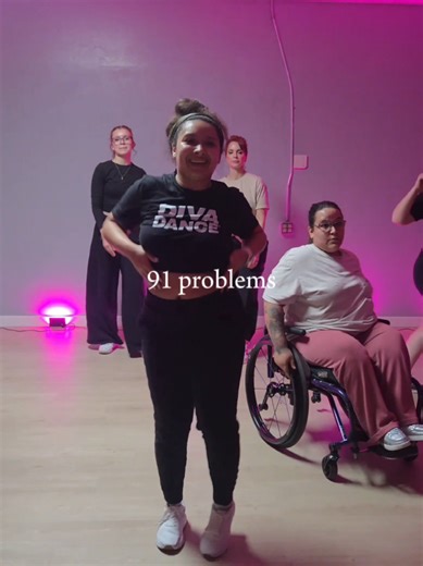 99 problems… and now none of them matter because we’re dancing 💃 You walk in stressed with outside life on your mind. You leave different because you danced it out and brought some joy back into your day in one hour on the dance floor. Pop-inspired choreography. Sneaky sweat. Sexy sweaty confidence. No experience needed. Just show up and have so much fun. DM us or head to DivaDanceTempe.com 🪩